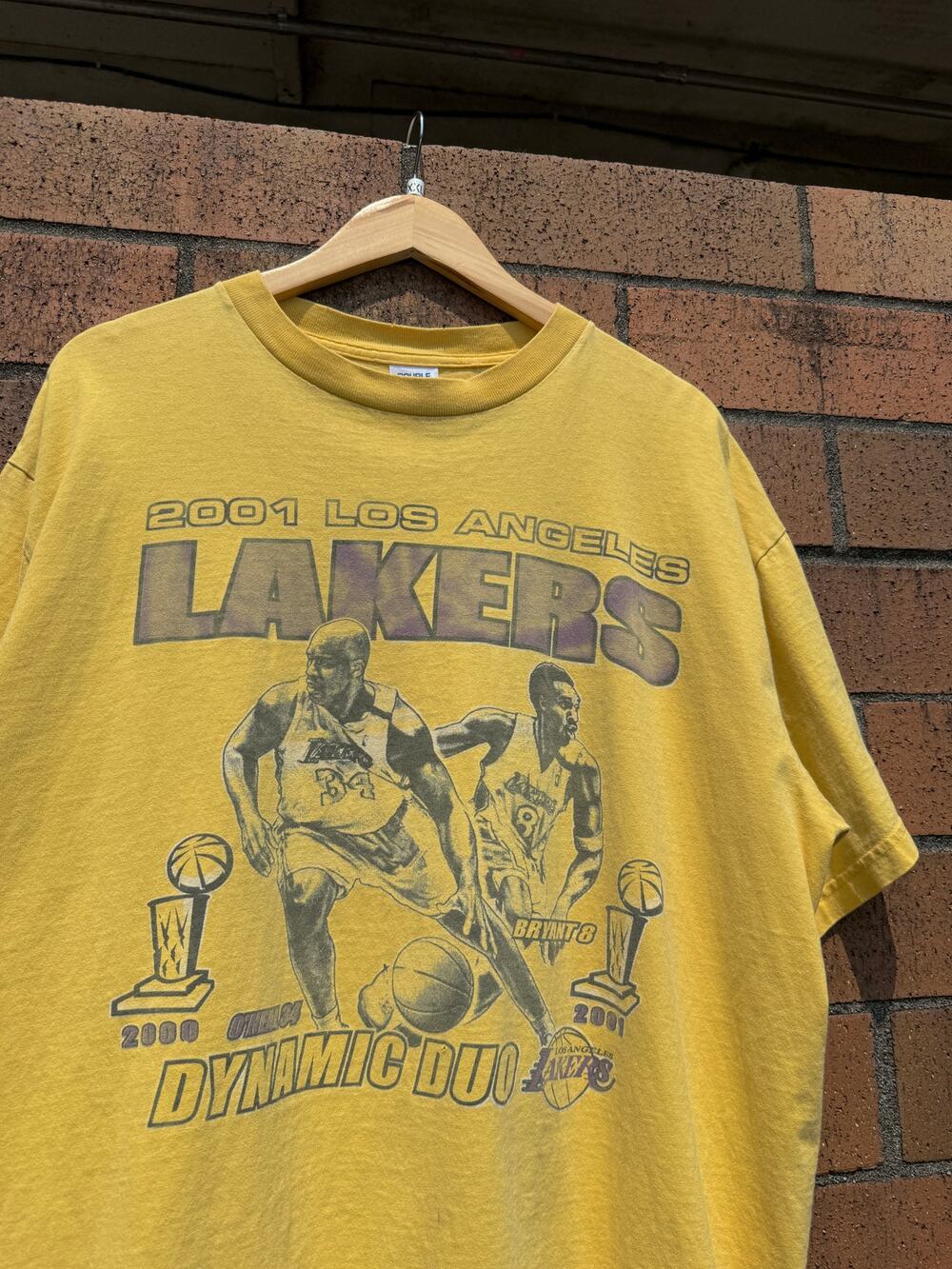 2001 Los Angeles Lakers Dynamic Duo Y2K Vintage NBA Finals Tee Shirt Kobe Shaq